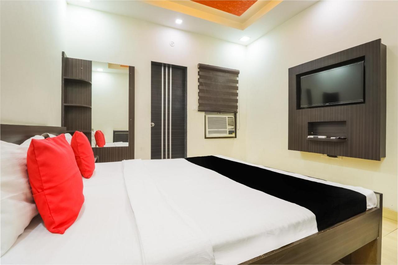 Capital O 15422 Shiva Inn 乌纳奥 外观 照片