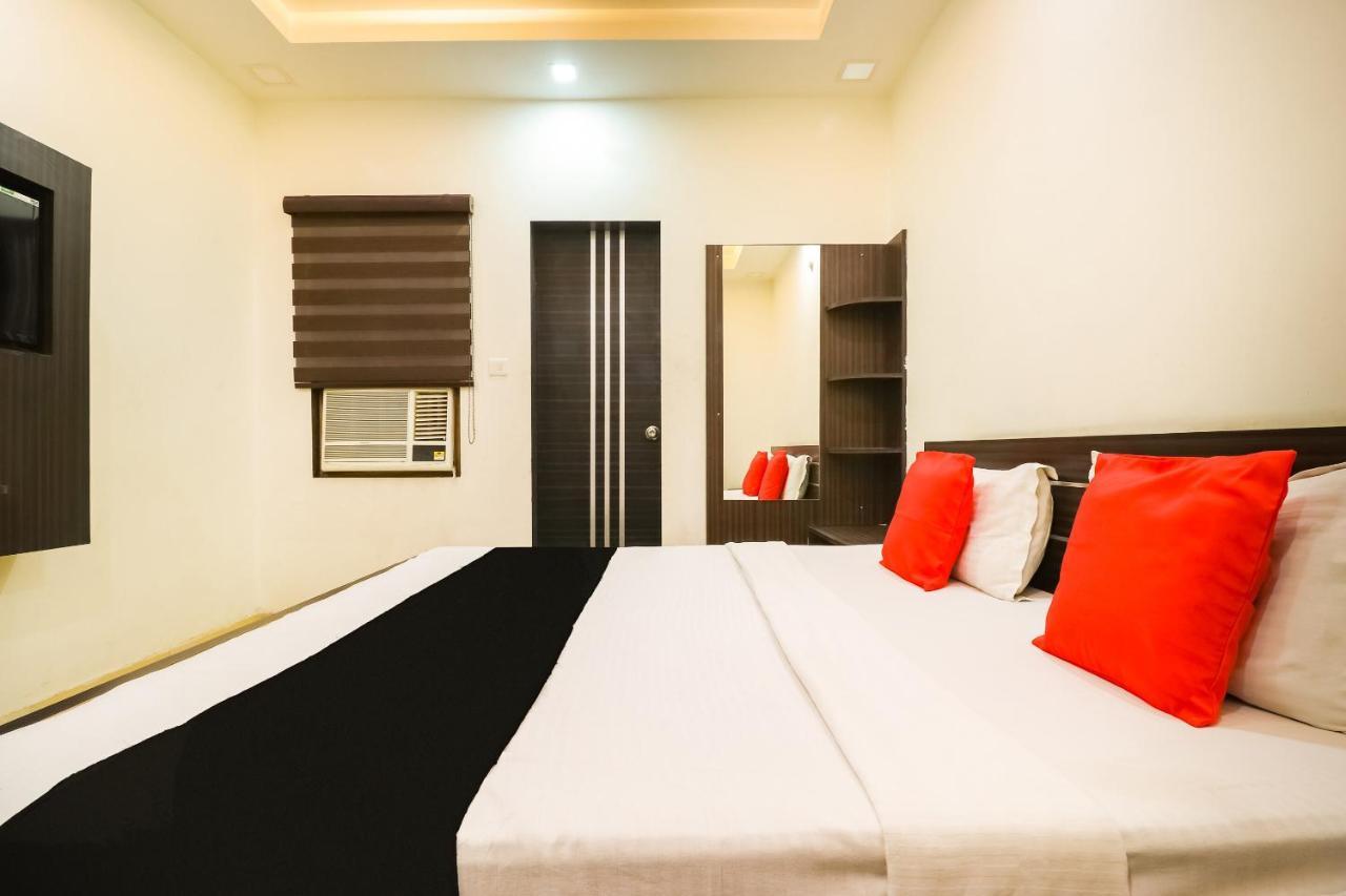 Capital O 15422 Shiva Inn 乌纳奥 外观 照片